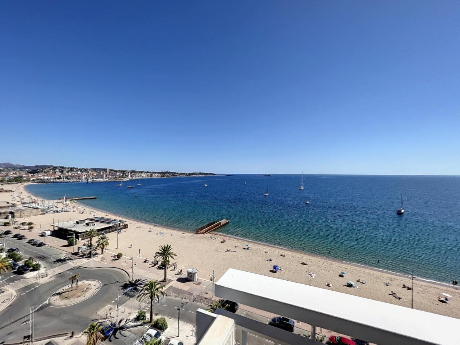 Frejus Plage - T2 -Vue Mer Feerique Apartment Екстериор снимка