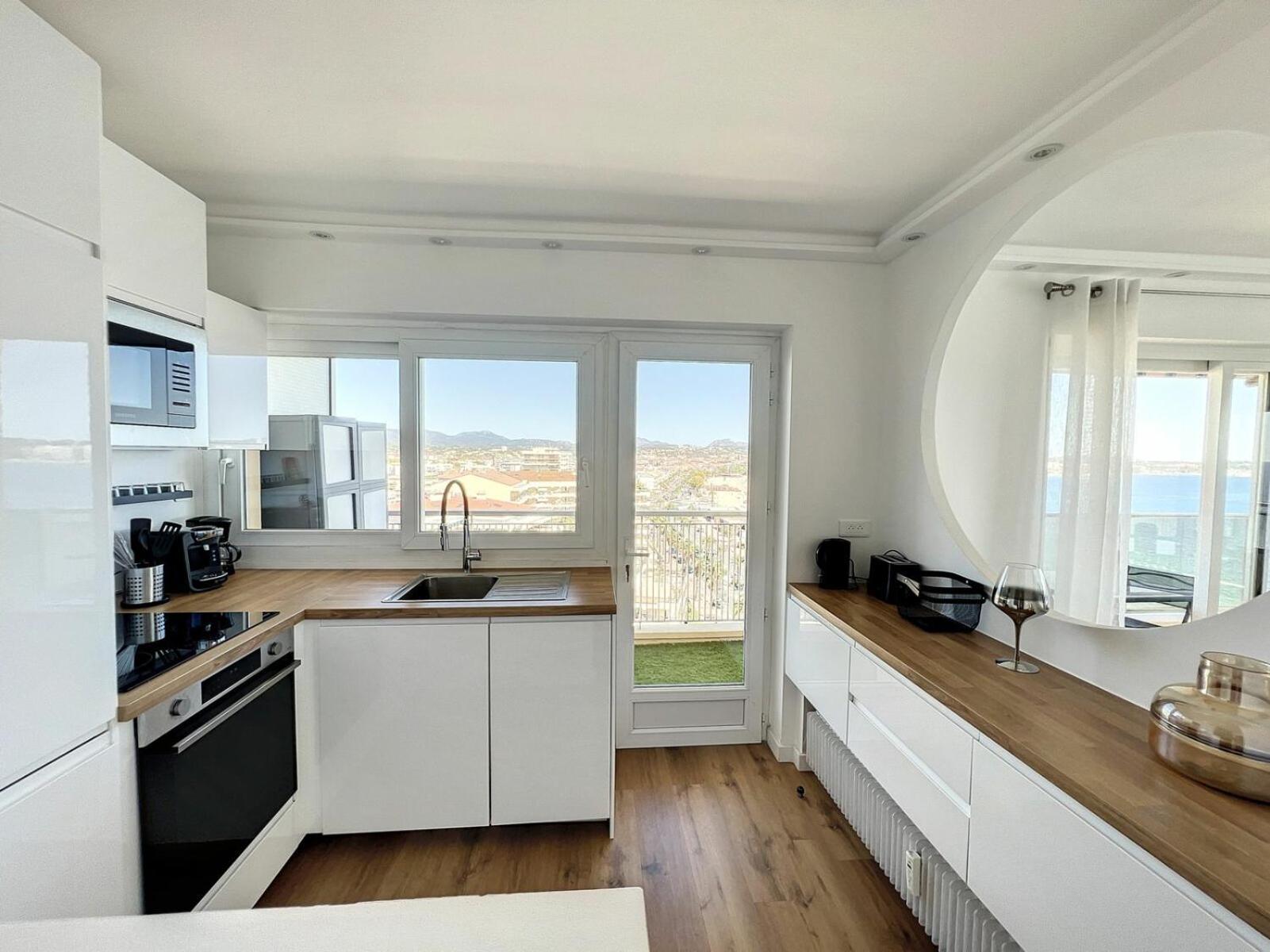 Frejus Plage - T2 -Vue Mer Feerique Екстериор снимка